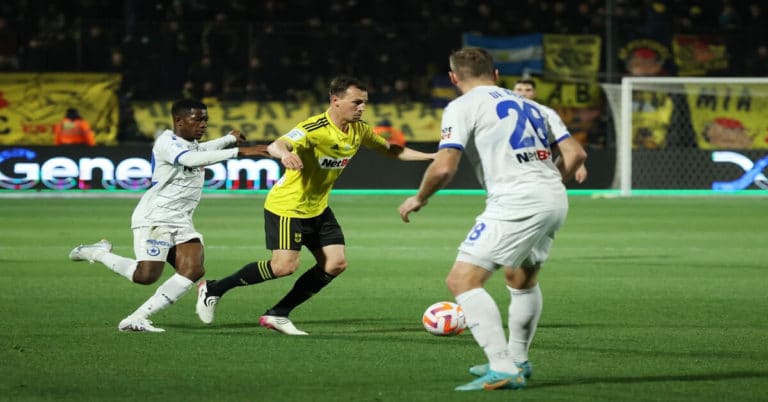 Οι μάχες στη Super League με ειδικά στοιχήματα