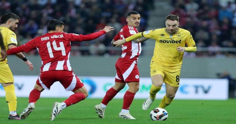 Η Super League στο όριο με ειδικά στοιχήματα και ενισχυμένες αποδόσεις! (1/11/25)